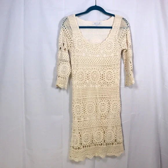 Forever New Crochet Lace Dress Womens 6 Cream Boho Floral Knit Mini Lined Summer - Picture 2 of 5